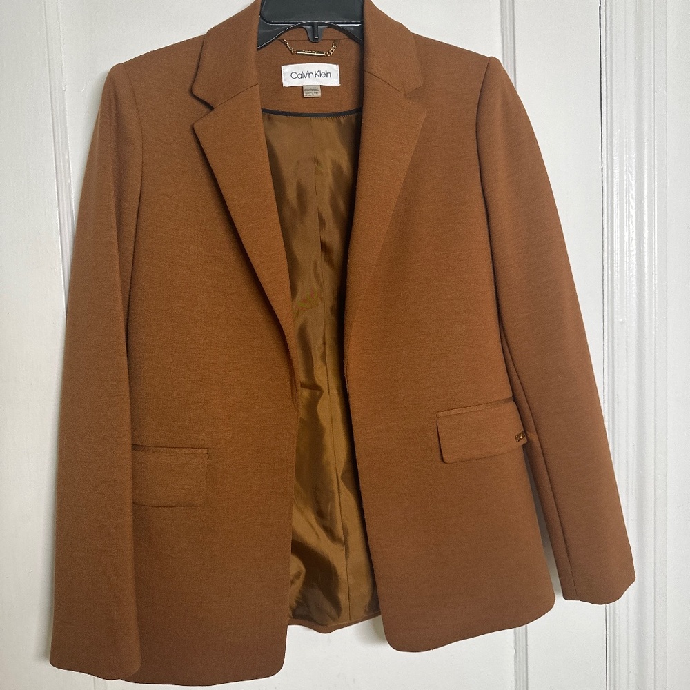 Calvin Klein rust colored women’s blazer, size 2